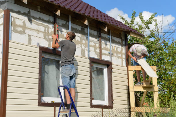 Best Appliance Removal  in Centuria, WI